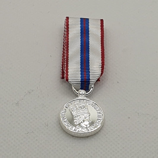 Queens Silver Jubilee Miniature Medal